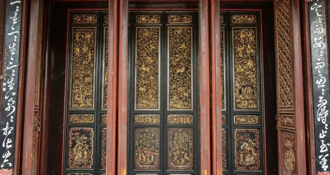 通海的木雕隔子门-滇史网