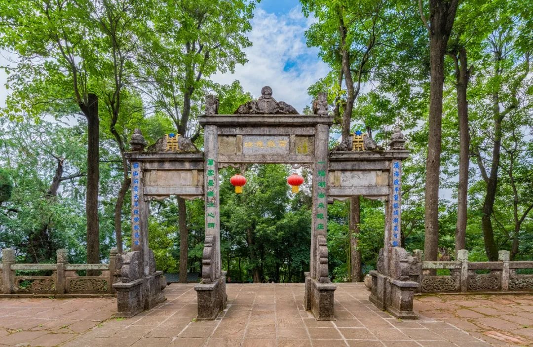 朱惠荣：（昆明）西山名称种种-滇史网